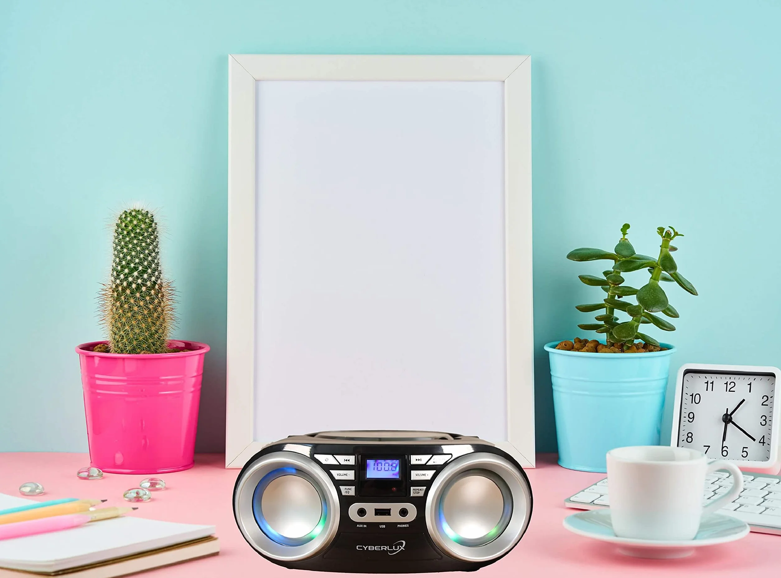 Przenośny odtwarzacz CD | Światła disco LED | Boombox | CD/CD-R | USB | Radio FM | Wejście AUX | Gniazdo słuchawkowe | 20 gniazd pamięci | Radio dla dzieci | Radio CD | Kompaktowy system (czarny/Sunny