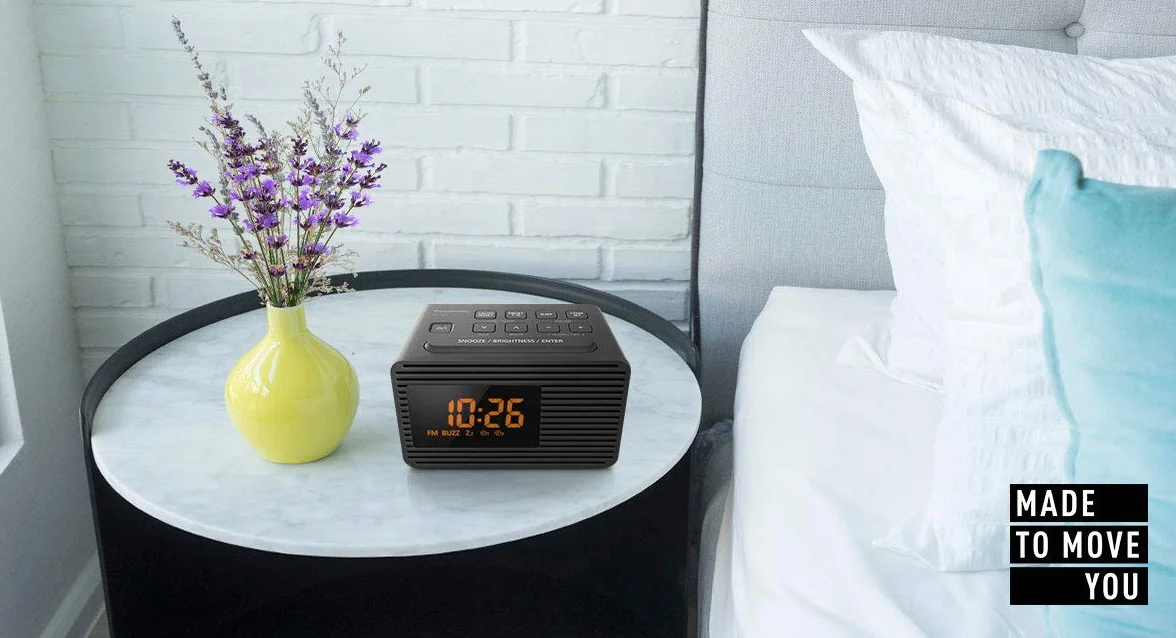 Panasonic RC-800 radio FM z budzikiem (możliwość zapisania 10 stacji, duży wyświetlacz, funkcje timera, pełnozakresowy głośnik o średnicy 5cm), czarne