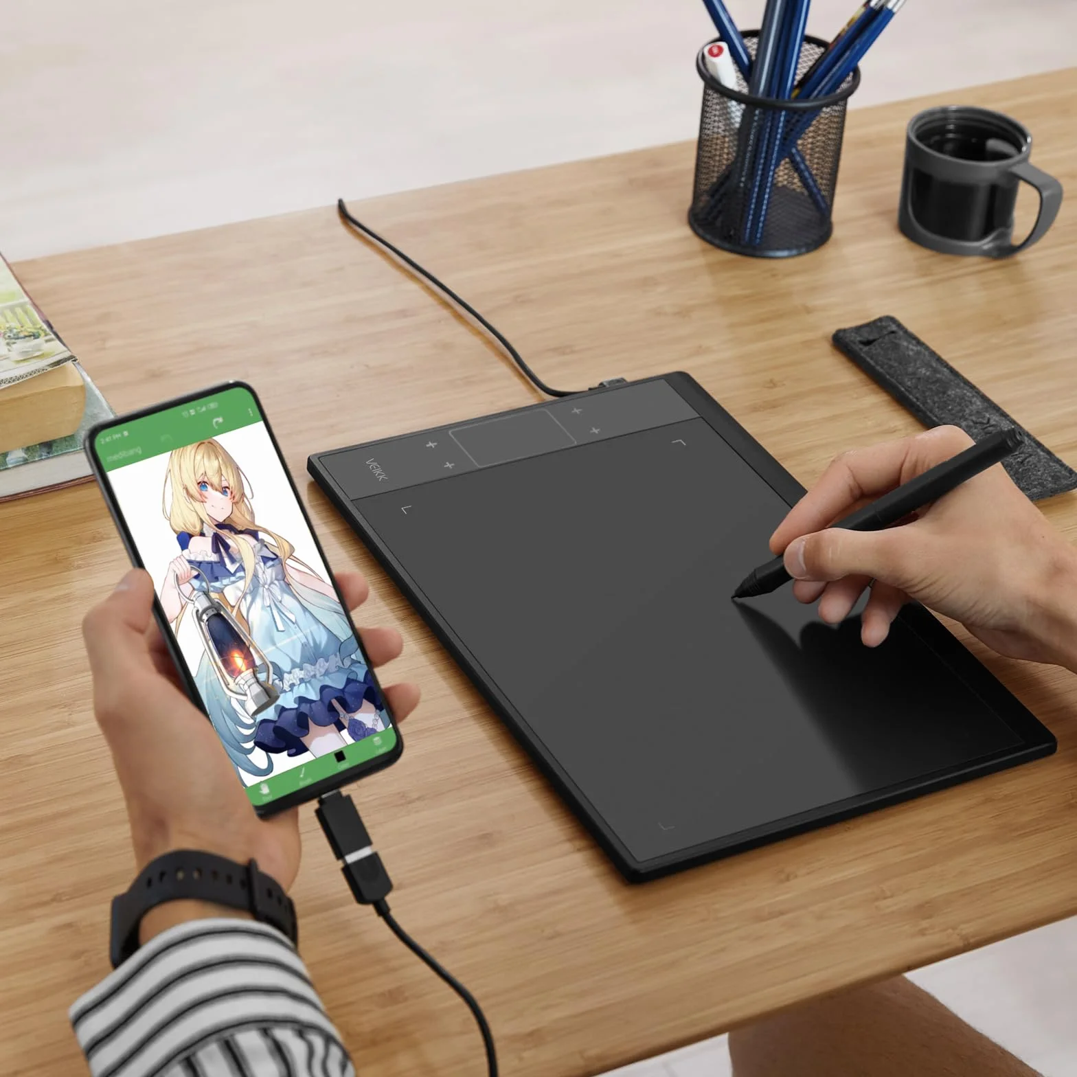 VEIKK Tablet graficzny A30 V2 10 x 6 cali z piórem bez baterii i 8192 profesjonalnymi poziomami ciśnienia