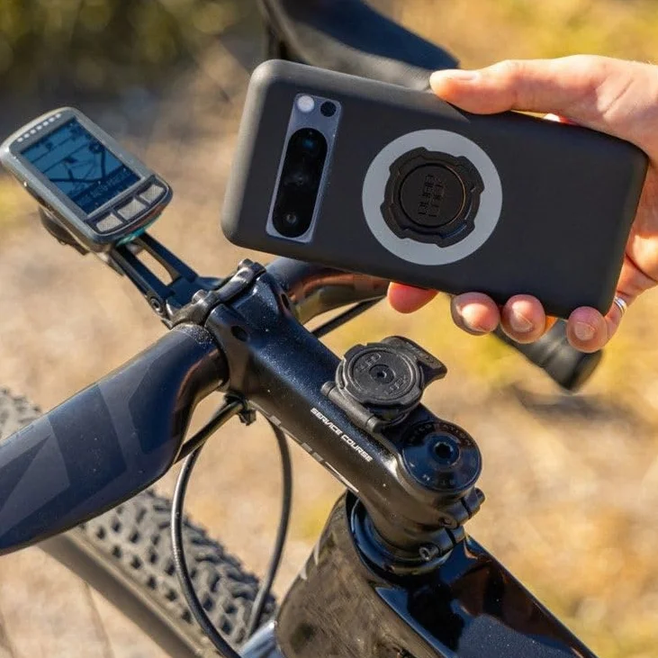 Quad Lock zestaw do mocowania osłony kierownicy do roweru z MAG etui na telefon Galaxy S22