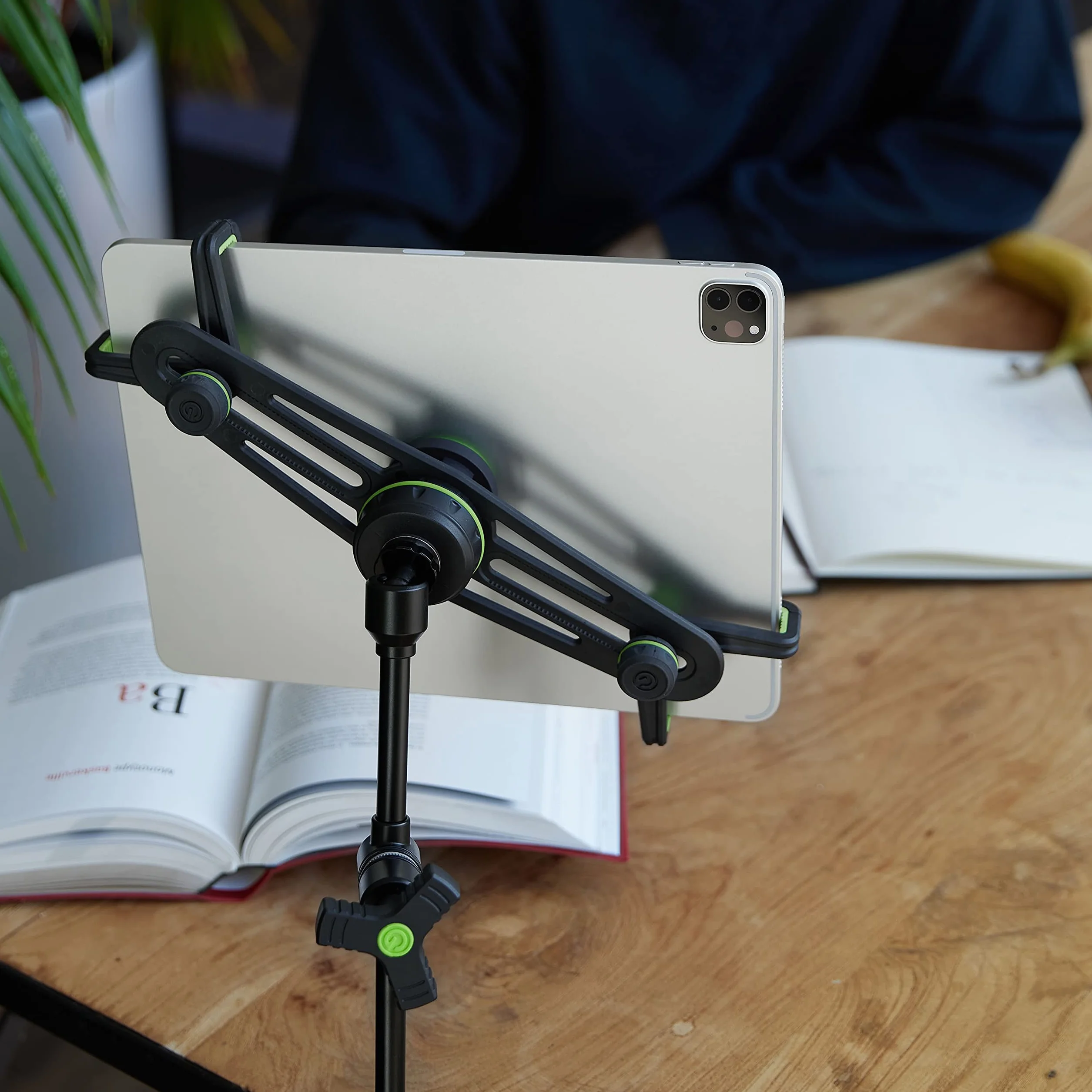 Gravity MA TH 01 B; uchwyt na tablet z VARI-ARM, czarny