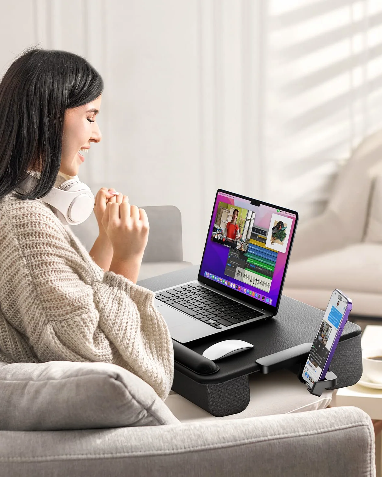 SAIJI Taca na laptopa antypoślizgowa skórzana 54 x 33 cm duża z szufladą podpórka pod nadgarstek uchwyt na telefon
