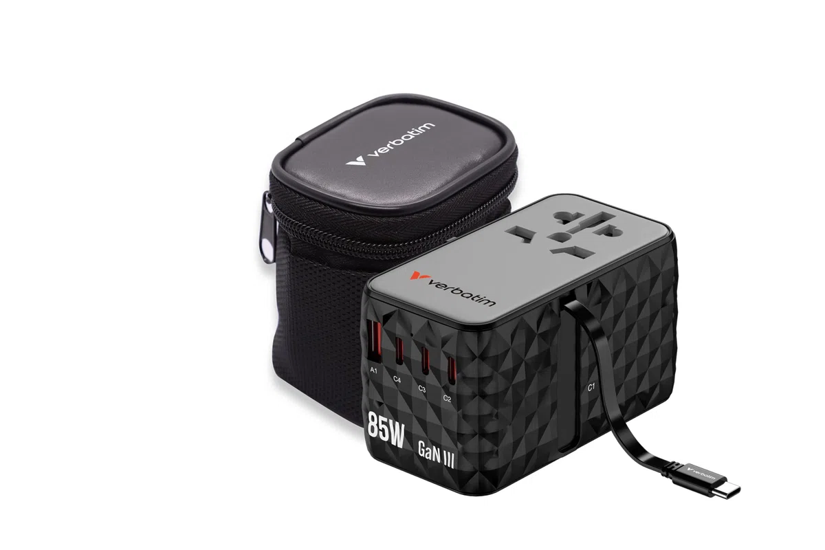 Verbatim GaN uniwersalny adapter podróżny 85 W z wbudowanym kablem USB-C, 1 gniazdem USB-A i 3 portami USB-C