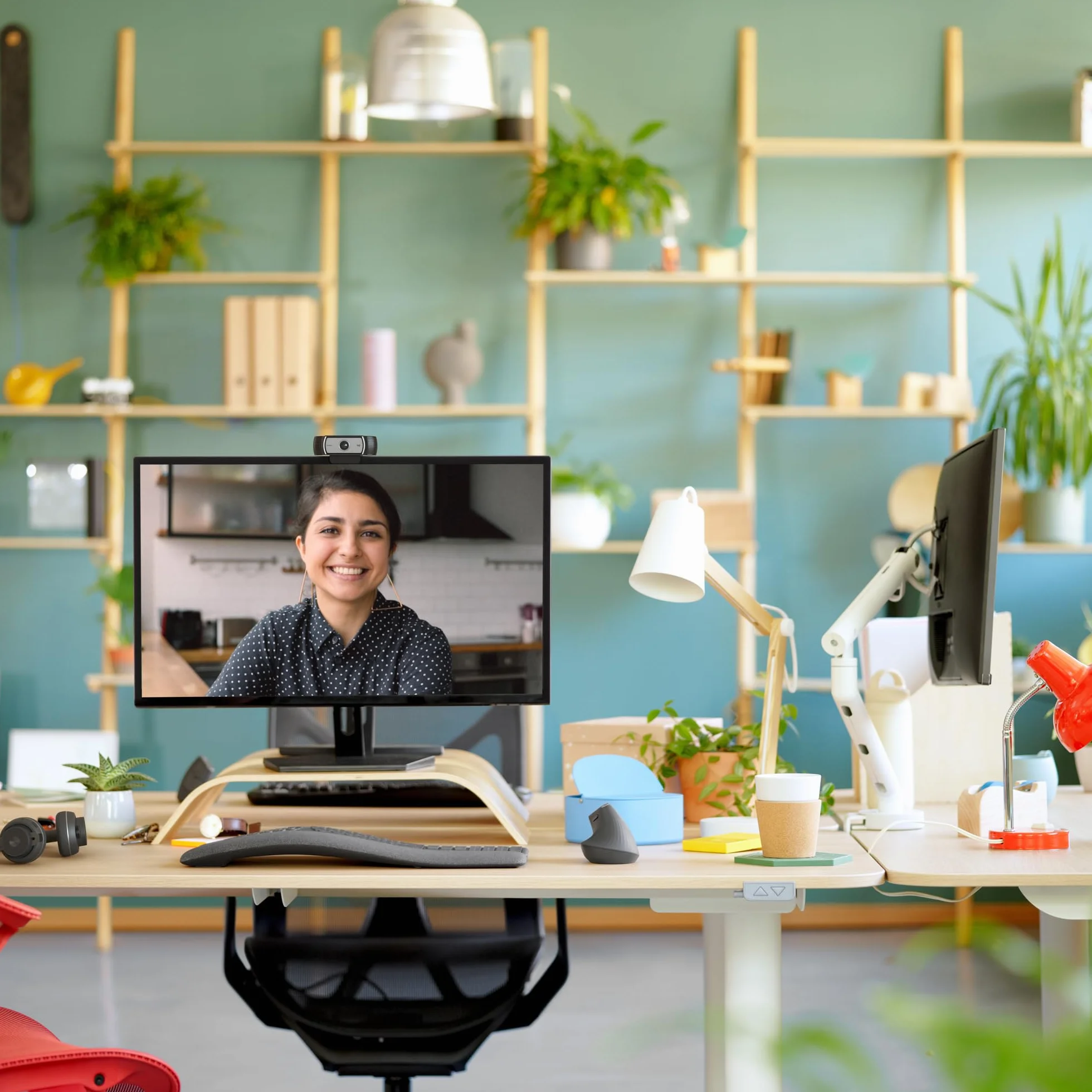 Logitech Wave Keys - bezprzewodowa klawiatura ergonomiczna z amortyzującą podpórką pod nadgarstki, wygodne naturalne pisanie, Easy-Switch, Bluetooth, odbiornik Logi Bolt, Windows/Mac, US INT'Ll,Grafit