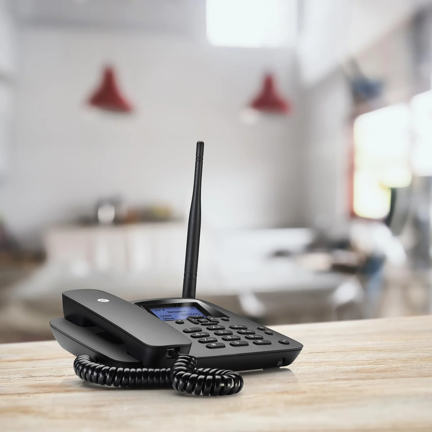 Motorola FW200L Telefon stacjonarny bezprzewodowy GSM Quad Band Czarny