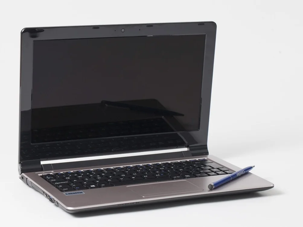 VANT MOOVE mini 11.6" Pentium N3540 2GB RAM, dysk twardy 1 TB Ubuntu 14.04.2