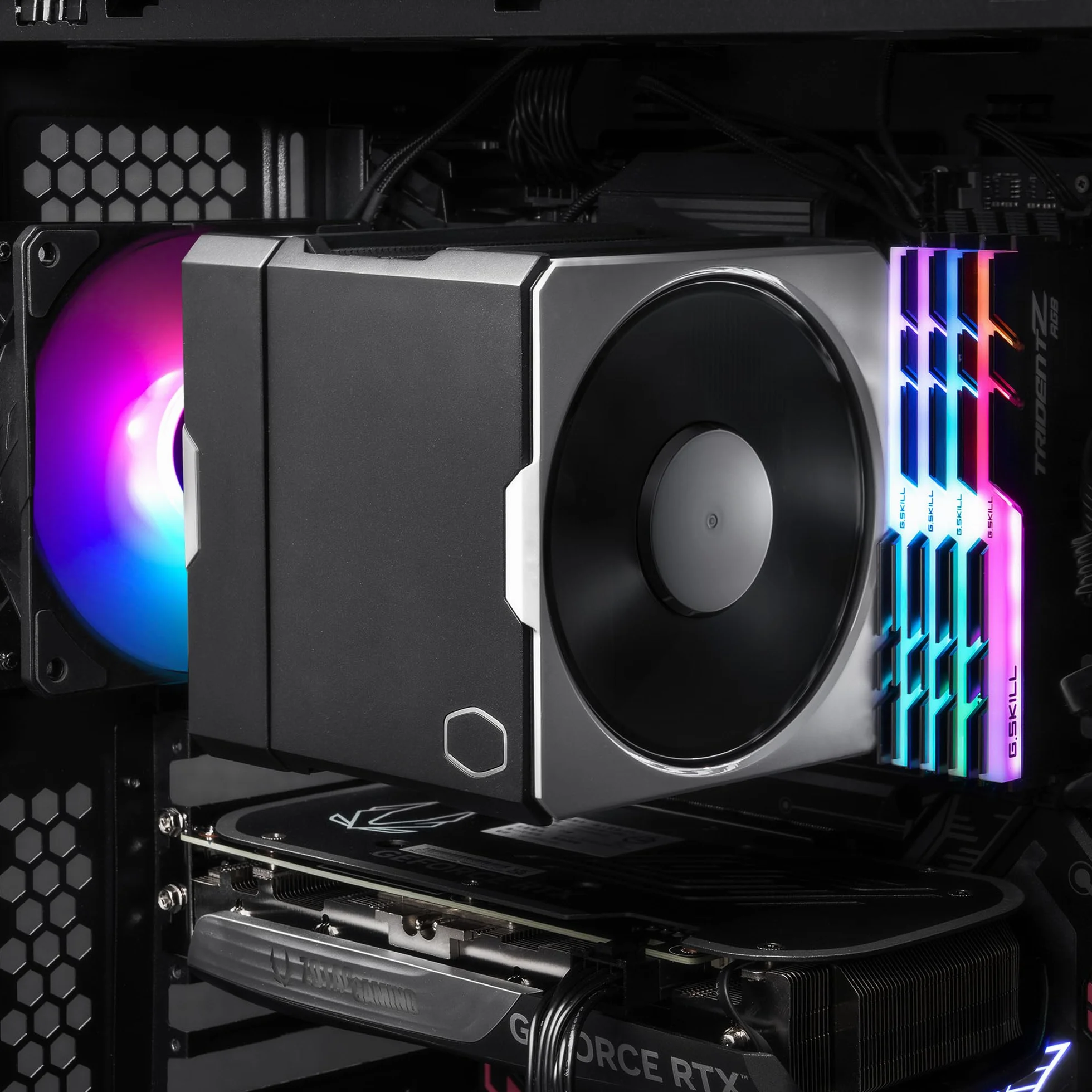 Cooler Master Hyper 612 Apex Chłodnica CPU 6 Rur Cieplnych TDP 260W 2 Wentylatory Mobius 120P AMD Intel