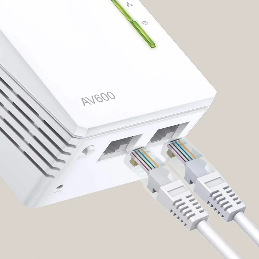 TP-Link TL-WPA4220 TKIT | Zestaw powerline AV600 z WiFi N300 (3 urządzenia) | 2× porty Ethernet | Klonowanie WiFi