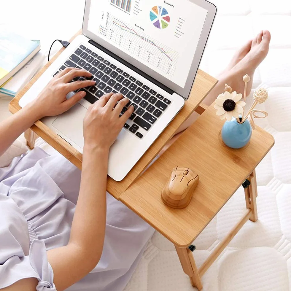 Cocoarm Bambusowy stolik na laptopa, regulowany stojak na laptopa do łóżka, przenośna tacka śniadaniowa do łóżka, wielofunkcyjny stół z przechylanym blatem i szufladą do przechowywania