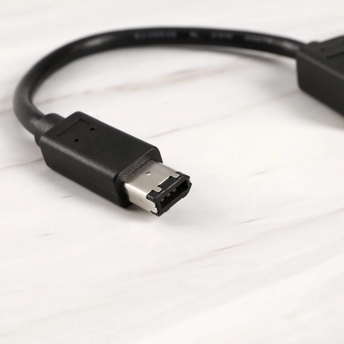 IEEE 1394 6Pin ?e?skie do 1394 6Pin m?skie Firewire 400 do 800 kabel adapter do przesy?ania danych kabel konwertera kompatybilny z MacBook Pro Mac Mini czarny 22cm