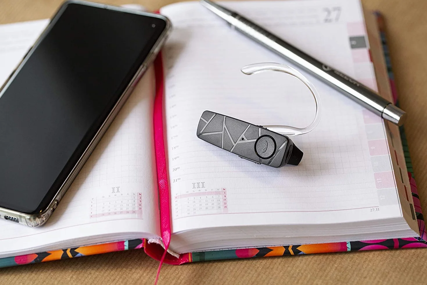 Tellur Zestaw słuchawkowy Bluetooth VOX 60, Multipoint, obsługuje dwa połączone telefony jednocześnie, ładowarka samochodowa w zestawie, czarny
