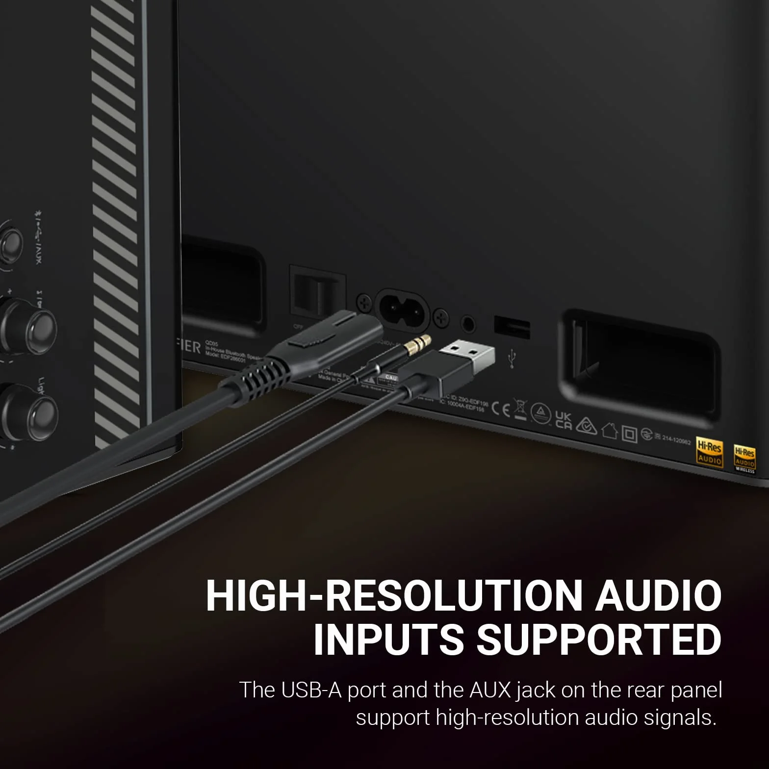 Edifier QD35 kompaktowy system głośników Bluetooth z efektami świetlnymi RGB, Bluetooth V5.3 i dwoma ultraszybkimi portami ładowania. Certyfikat Hi-Res Audio.