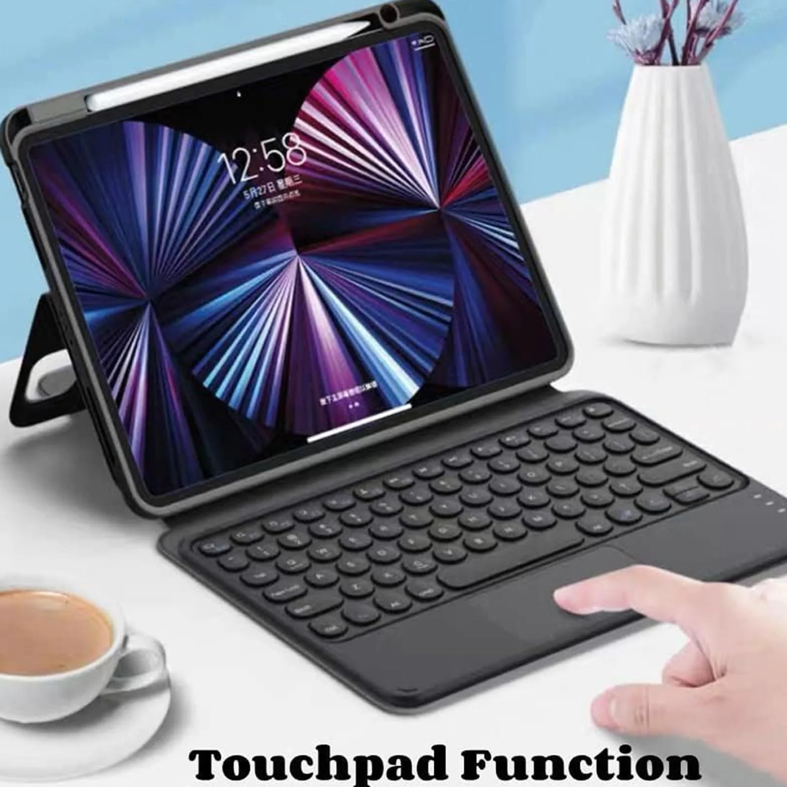 Etui na Klawiaturę do iPada 10,2 Cala 9./ 8./ 7. Generacji (2021/2020/2019) z Uchwytem na Rysik, Regulowany Tryb Pionowy/Poziomy, QWERTY Bezprzewodowa Gładzikiem Klawiatura z Myszką, Czarny