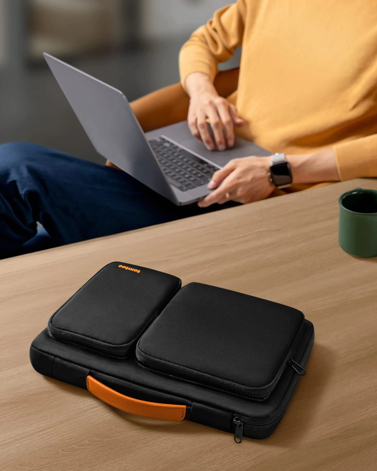 Tomtoc 360° Etui na 13-calowego MacBooka Air/Pro 2024-2016, M3/M2/M1, wodoodporny pokrowiec na laptopa, pasuje do 13" Surface Pro 10/9